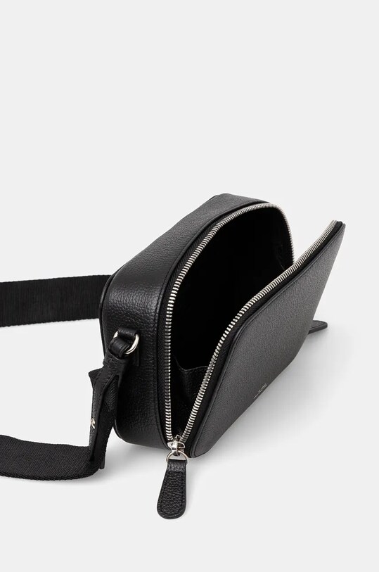 Шкіряна сумка A.P.C. camera bag soho чорний PXBLH.M61695