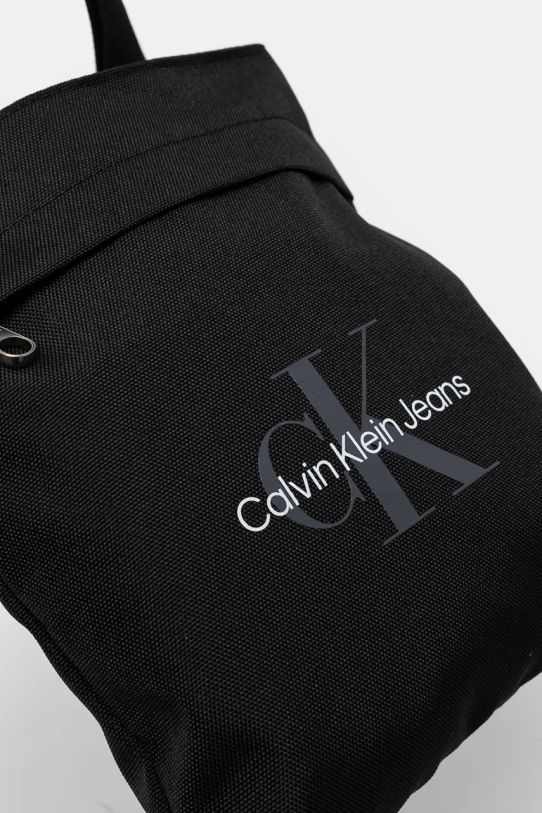 Malá taška Calvin Klein Jeans čierna K50K512009