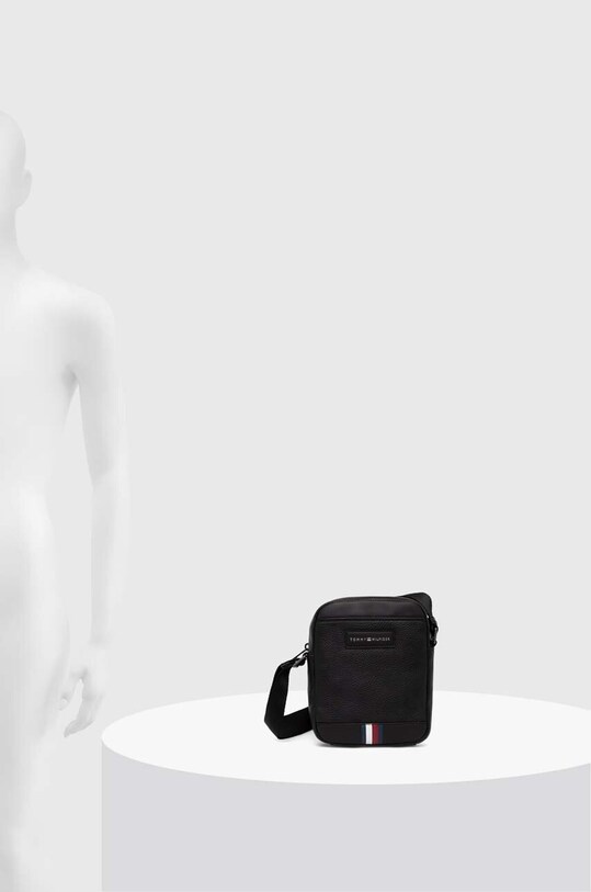 Tommy Hilfiger saszetka AM0AM12711