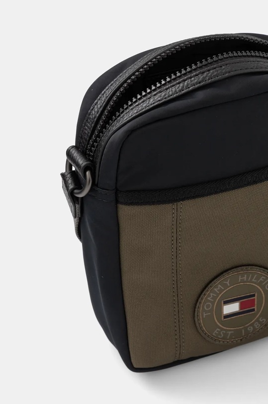 Чанта през рамо Tommy Hilfiger AM0AM12740 зелен