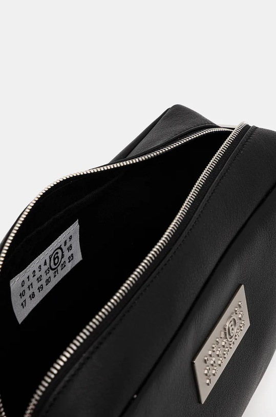 MM6 Maison Margiela saszetka skórzana SB6WG0014.P7182 czarny
