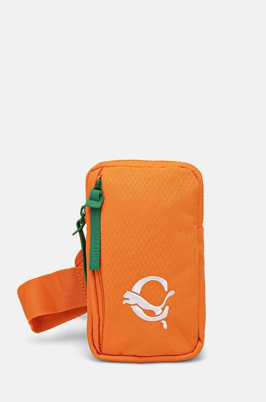 Puma borseta PUMA x CARROTS Front Loader nu incape in A4 portocaliu 90915