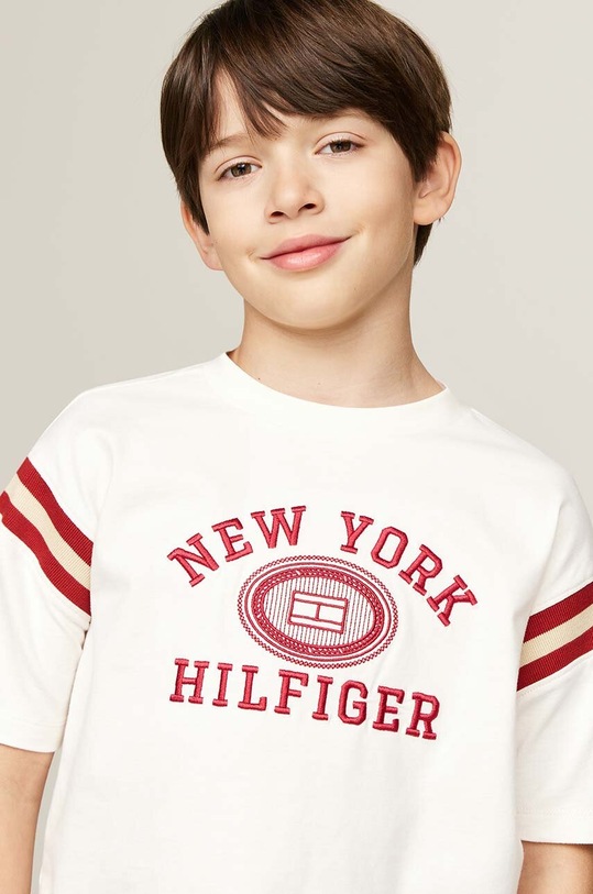 Chłopiec Tommy Hilfiger t-shirt bawełniany dziecięcy KB0KB08668.9BYH.128.176 biały