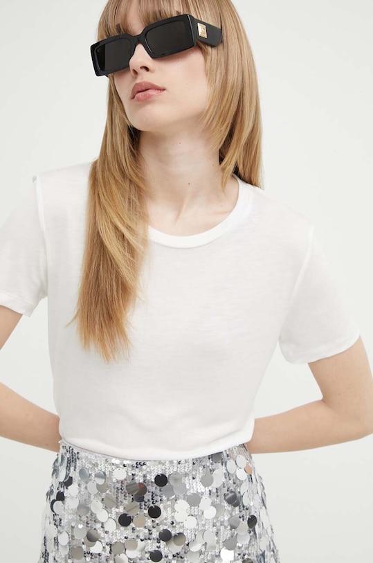 Tričko Bruuns Bazaar KatkaBB ss T-shirt jednofarebný biela BBW1072N