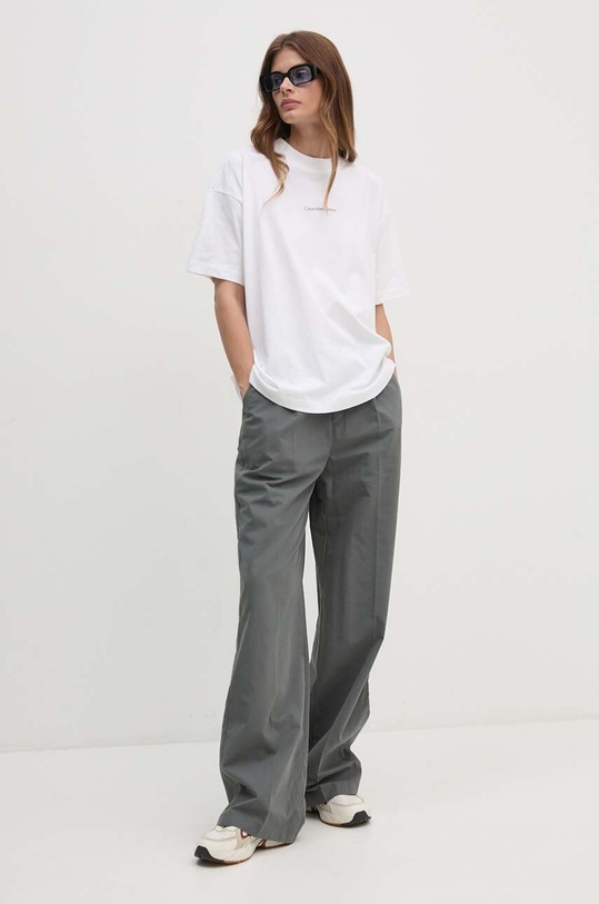 Bavlnené tričko Calvin Klein Jeans J20J224349 biela AW24