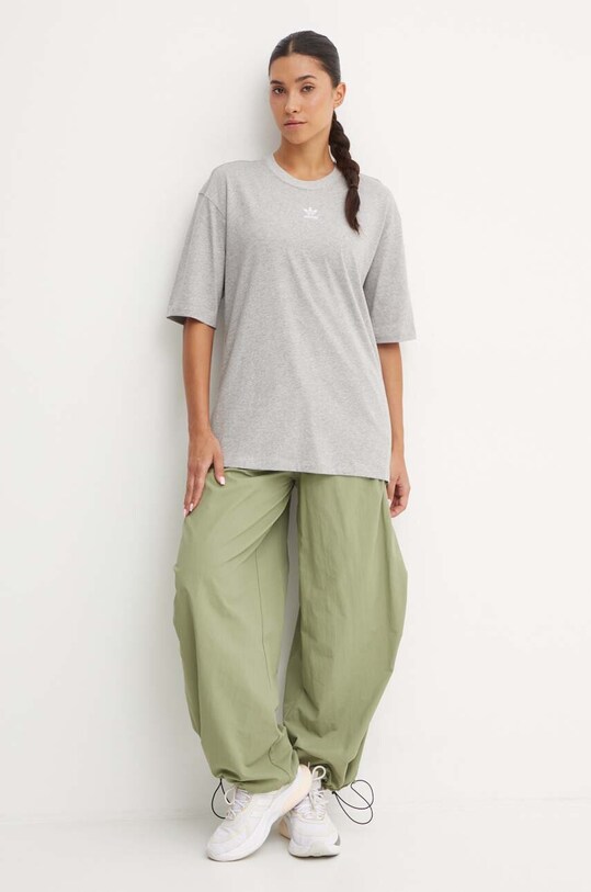 adidas Originals tricou din bumbac Essential IY7324 gri