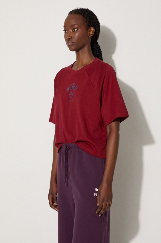 Bavlněné tričko Puma Classics Play Paris Relaxed Tee burgundské 626808