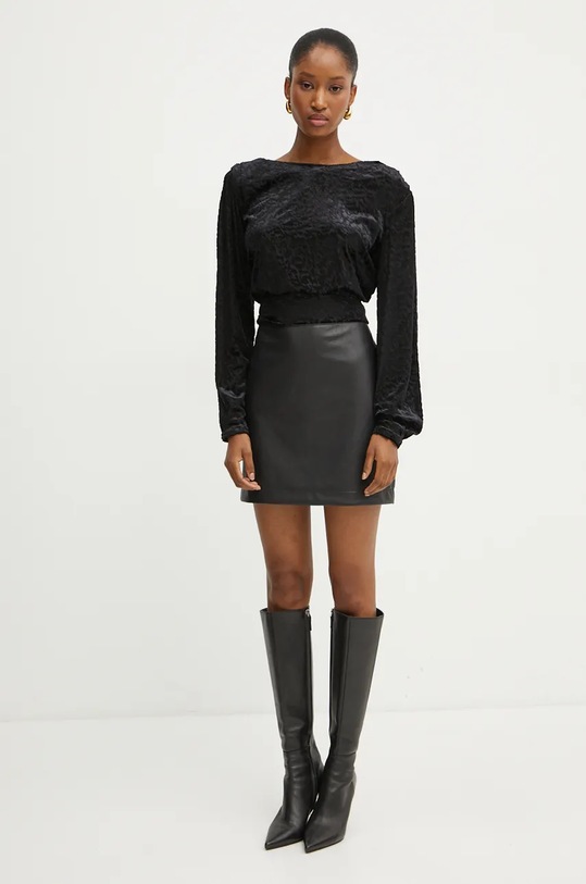 BOSS Orange bluzka welurowa 50528553 czarny AW24