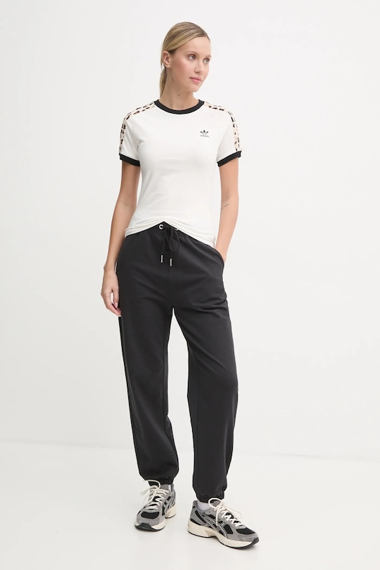 Majica kratkih rukava adidas Originals Leopard 3S Tee IW8474 bež AW24