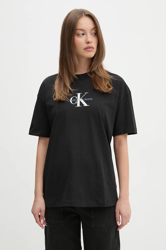 Памучна тениска Calvin Klein Jeans свободна черен J20J224242