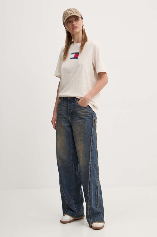 Бавовняна футболка Tommy Jeans DW0DW18796 бежевий AW24