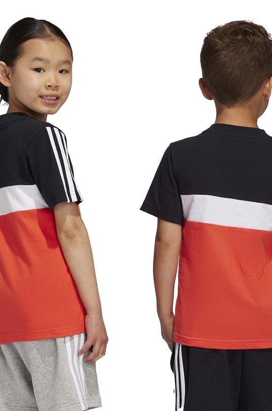 adidas t-shirt bawełniany dziecięcy LK 3S TIB T IV7443 czerwony
