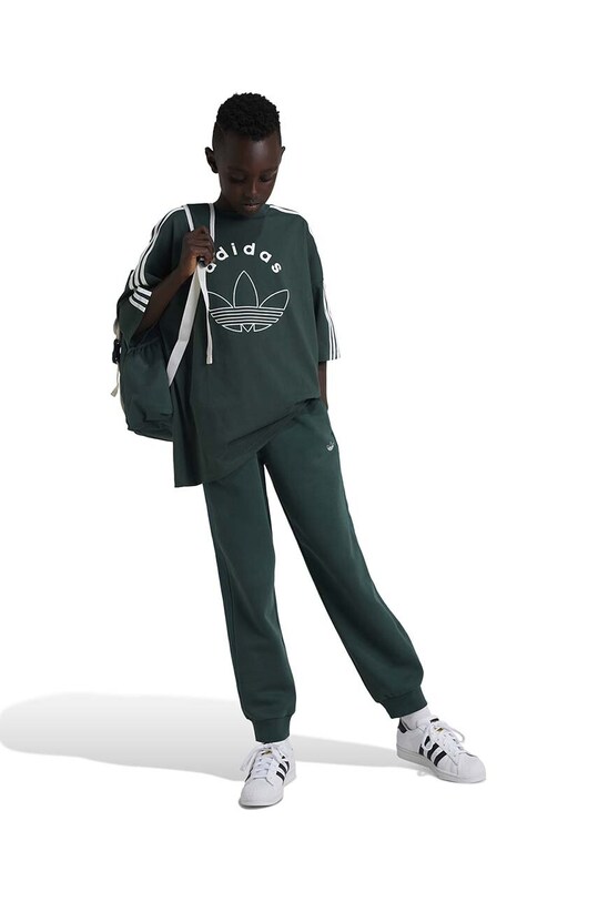 Dječja pamučna majica kratkih rukava adidas Originals TEE natpis zelena IY9545