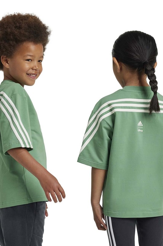 Παιδικό μπλουζάκι adidas x Disney IW0668 πράσινο