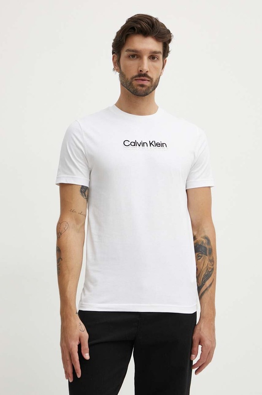 Βαμβακερό μπλουζάκι Calvin Klein λευκό K10K113118