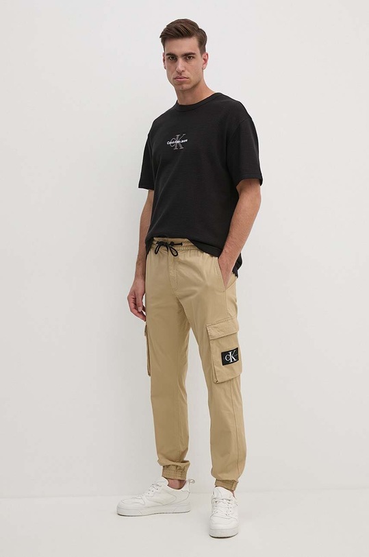 Bavlněné tričko Calvin Klein Jeans J30J325645 černá AW24