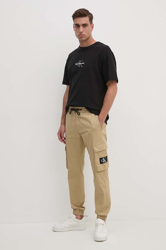 Bavlněné tričko Calvin Klein Jeans J30J325645 černá AW24