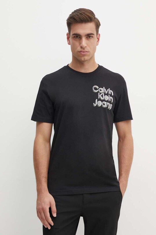 Bavlněné tričko Calvin Klein Jeans potisk černá J30J325680