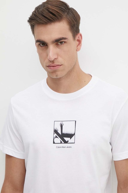 Bavlněné tričko Calvin Klein Jeans bílá J30J325687