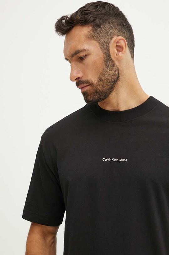 Ρούχα Βαμβακερό μπλουζάκι Calvin Klein Jeans J30J325689 μαύρο