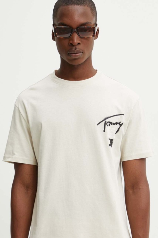 Tričko Tommy Jeans béžová DM0DM18529