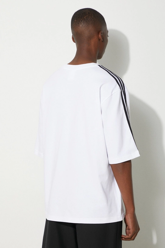 Ρούχα Βαμβακερό μπλουζάκι adidas Originals Adicolor Oversized Tee IZ2474 λευκό