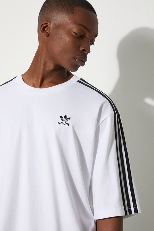Bavlněné tričko adidas Originals Adicolor IZ2474 bílá