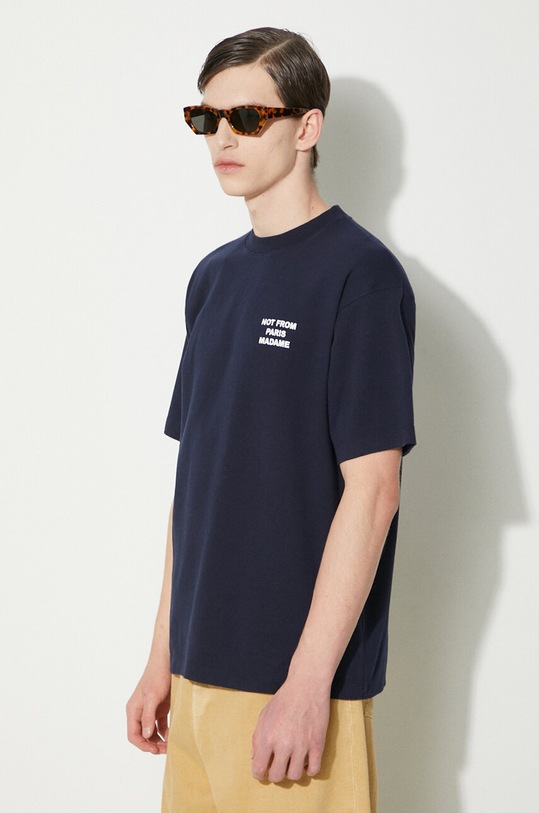 Drôle de Monsieur tricou din bumbac Le T-Shirt Slogan PERM.TS203.CO002.NY bleumarin