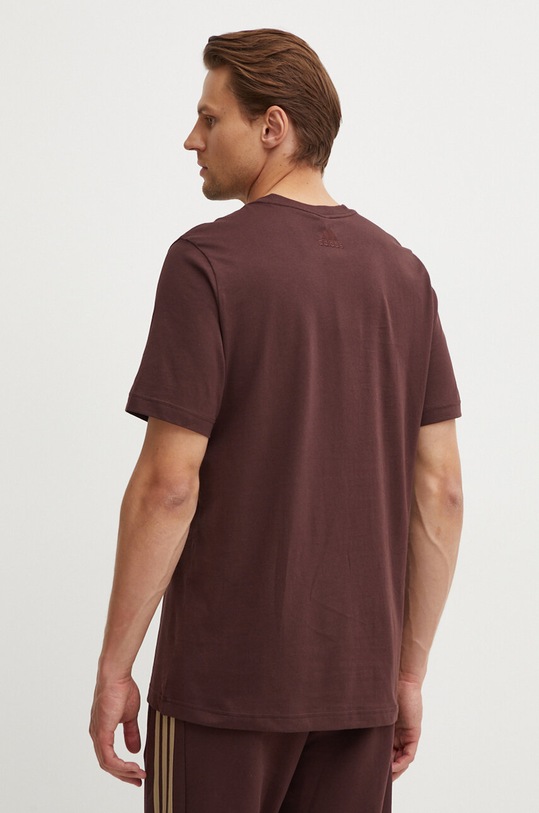 Одяг Бавовняна футболка adidas Essentials IZ4768 коричневий