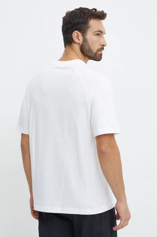 Одежда Футболка Puma Classics Play Paris 626767 белый