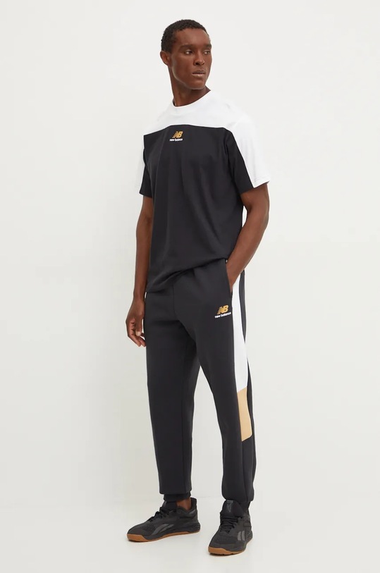 Bavlněné tričko New Balance Classics Color Block Graphic MT43527BK černá AW24