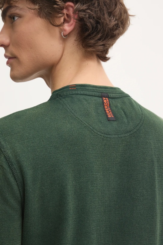 Bavlněné tričko s dlouhým rukávem Superdry M6010845A.27E zelená