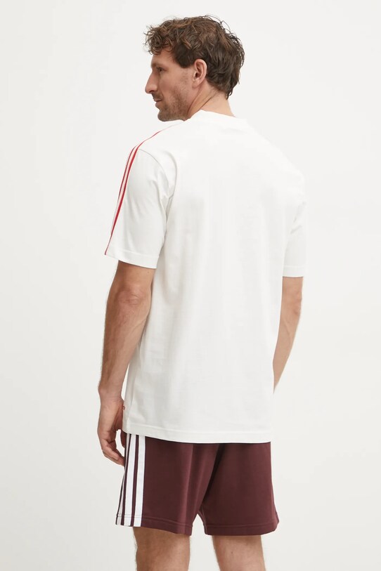 Одежда Хлопковая футболка adidas Originals IX9633 бежевый