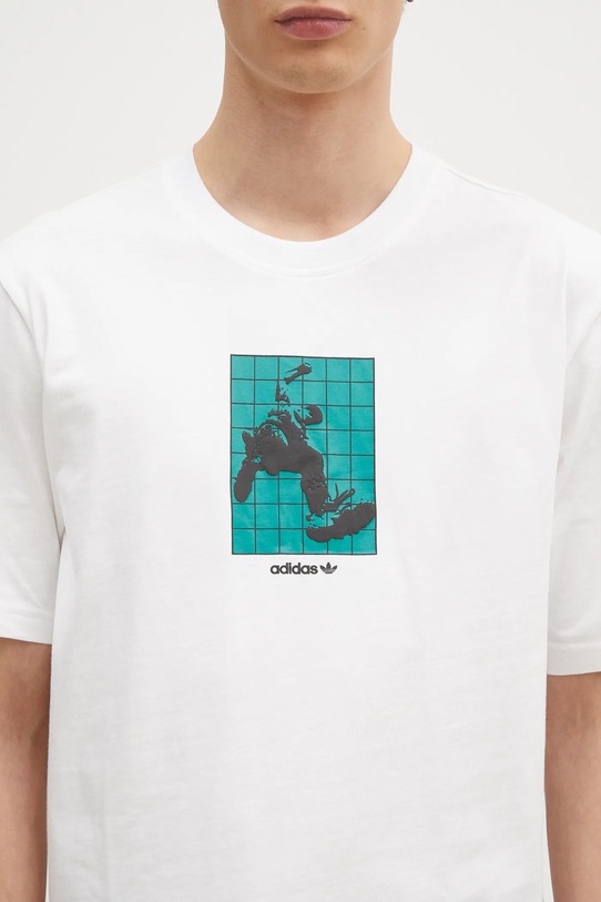 Хлопковая футболка adidas Originals GRFX Tee бежевый IZ4839