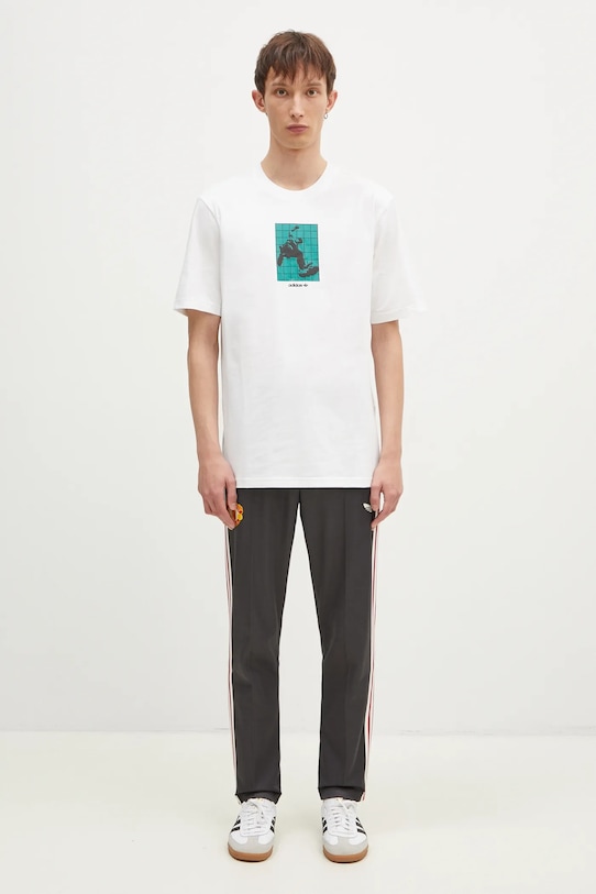 Хлопковая футболка adidas Originals GRFX Tee IZ4839 бежевый