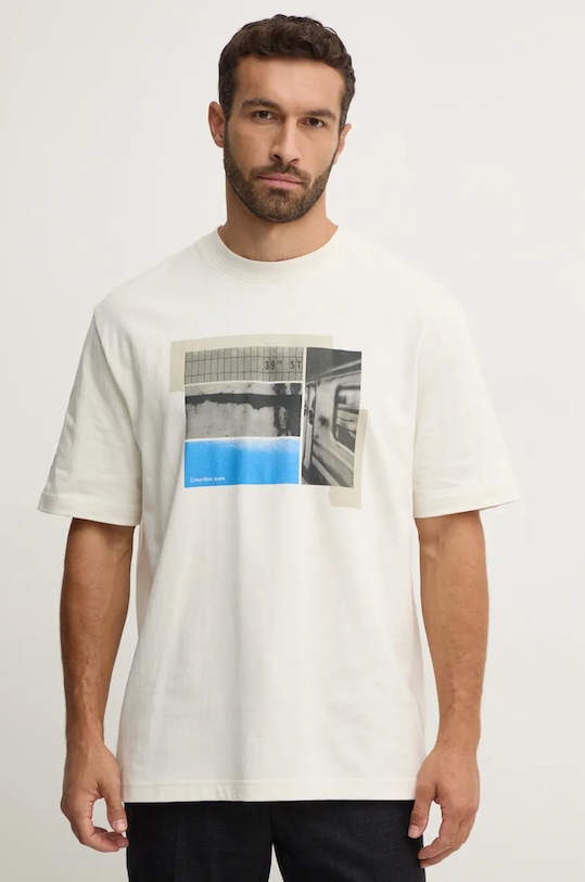 Tričko Calvin Klein Jeans kulatý béžová J30J326861