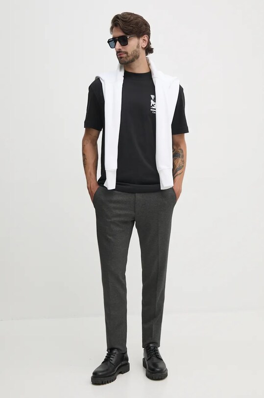 Памучна тениска Calvin Klein Jeans J30J326864 черен AW24