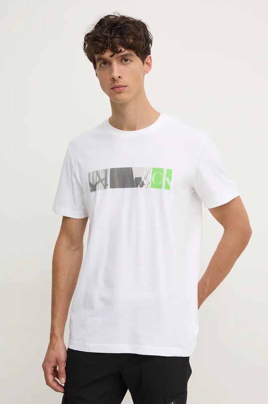 Βαμβακερό μπλουζάκι Calvin Klein Jeans βαμβάκι λευκό J30J326865