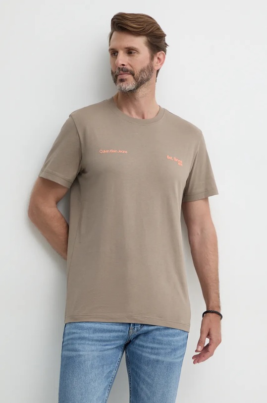 Bavlněné tričko Calvin Klein Jeans kulatý béžová J30J326867