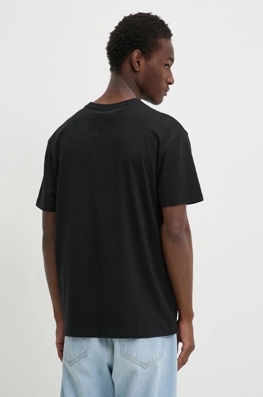 Ruházat Tommy Jeans pamut póló DM0DM19694 fekete