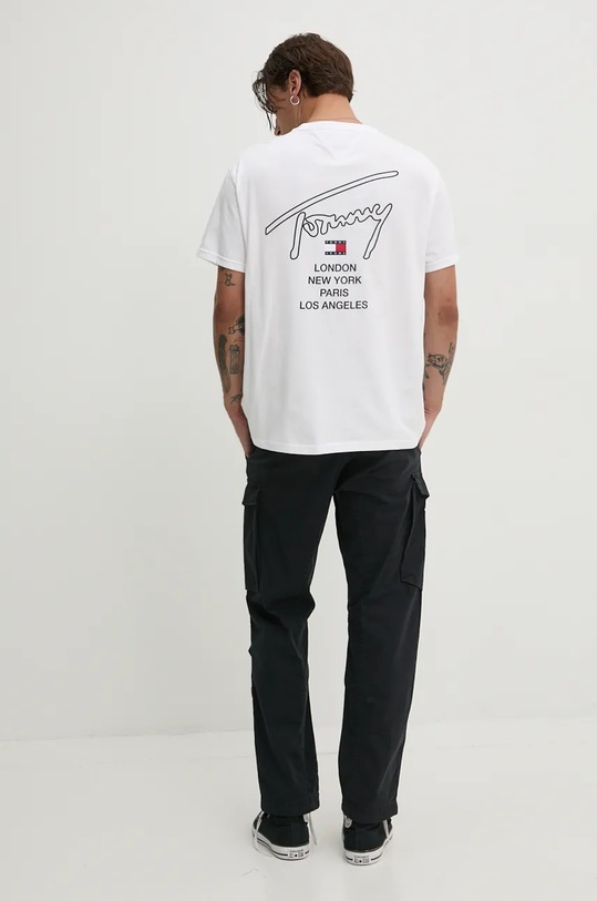 Бавовняна футболка Tommy Jeans regular білий DM0DM19698