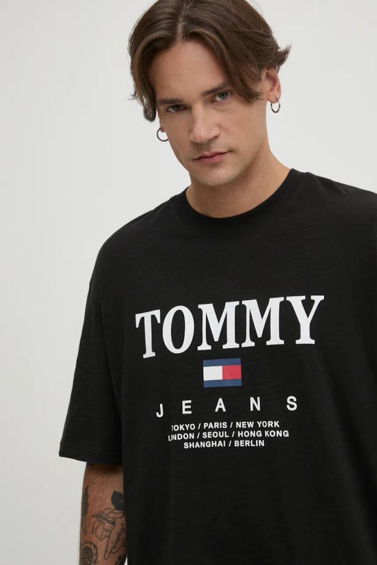 Хлопковая футболка Tommy Jeans чёрный DM0DM20080