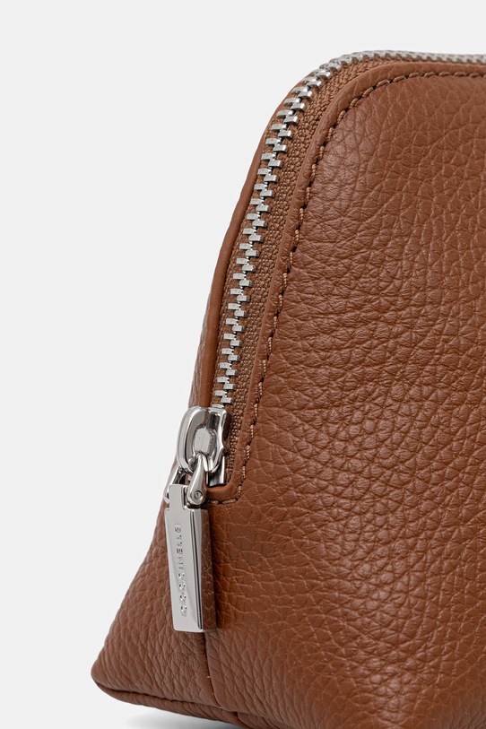 Kožená kosmetická taška Coccinelle hnědá E5.TMF.25.01.01