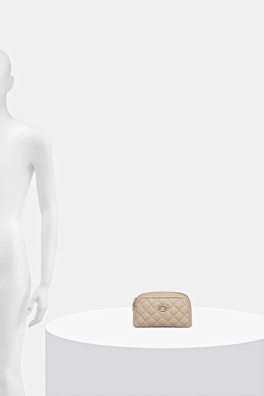 Guess kosmetyczka PW7549.P5436
