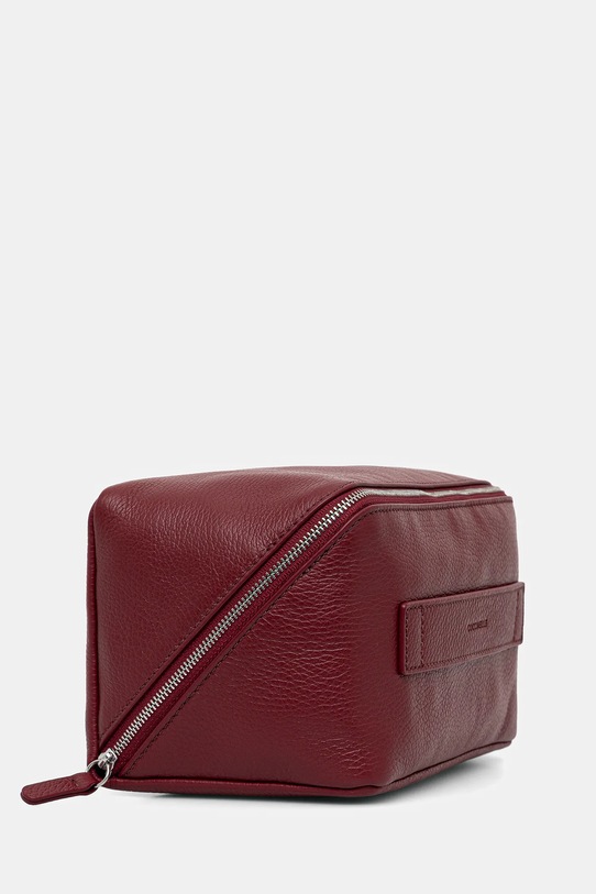 Coccinelle kosmetyczka skórzana E5.MUK.95.G2.01 bordowy AW25