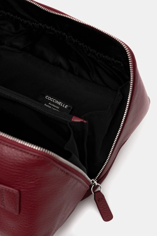 Kožna kozmetička torbica Coccinelle bordo E5.MUK.95.G2.01