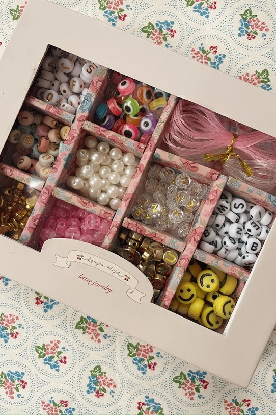 Konges Sløjd zestaw diy biżuteria ABC JEWELRY SET multicolor KS104336.9BYA