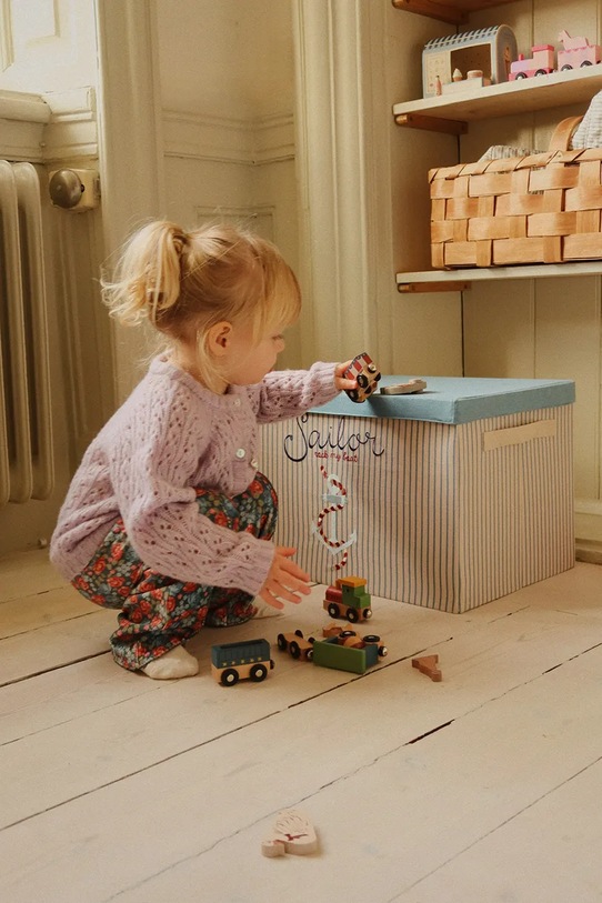Konges Sløjd zabawka dla dzieci WOODEN ANIMAL TRAIN FSC KS104059.9BYA multicolor