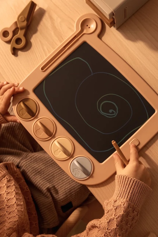 Tabuľa na kreslenie Liewood Venzora Magic Drawing Board w Stamps oranžová LW20181.9BYA