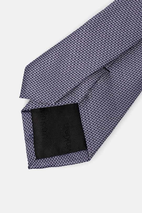 Calvin Klein krawat męski z dodatkiem jedwabiu CK2111E002 fioletowy SS26